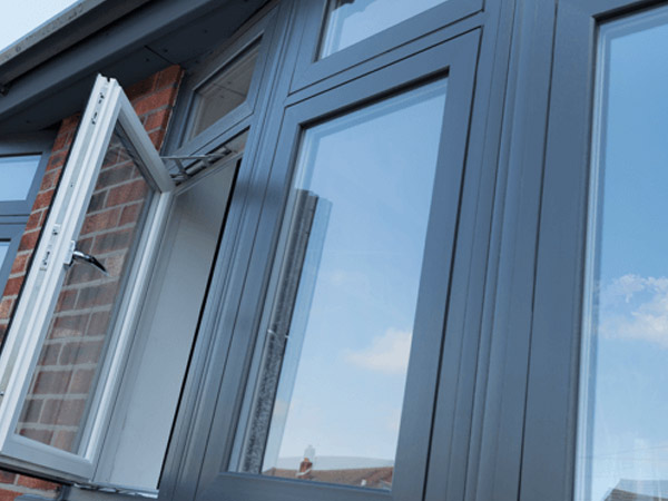 coloured window deceuninck